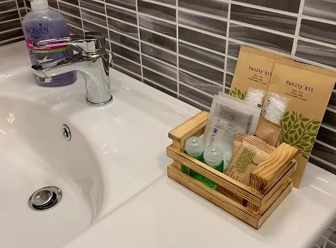 L.ady 3* בולוניה