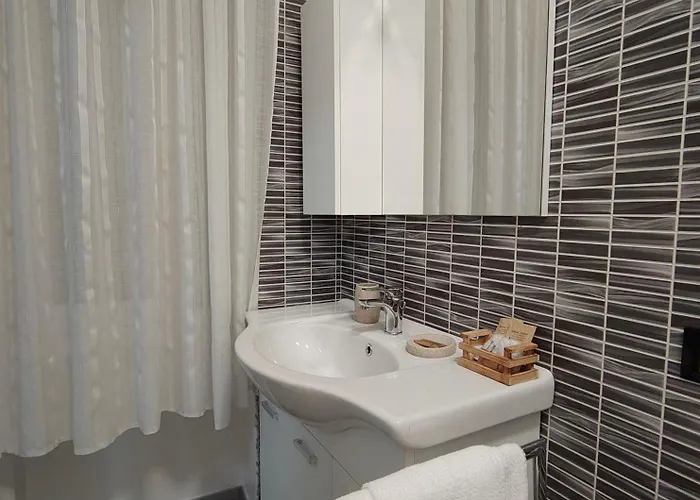 L.ady Guest house 3*